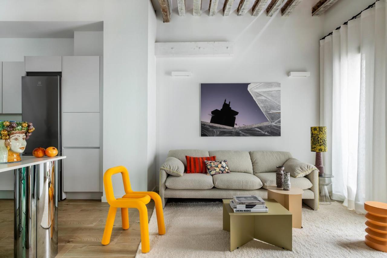 Calatrava - Darya Living Lägenhet Madrid Exteriör bild