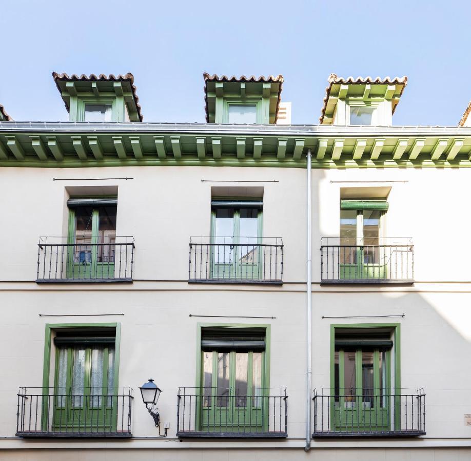 Calatrava - Darya Living Lägenhet Madrid Exteriör bild